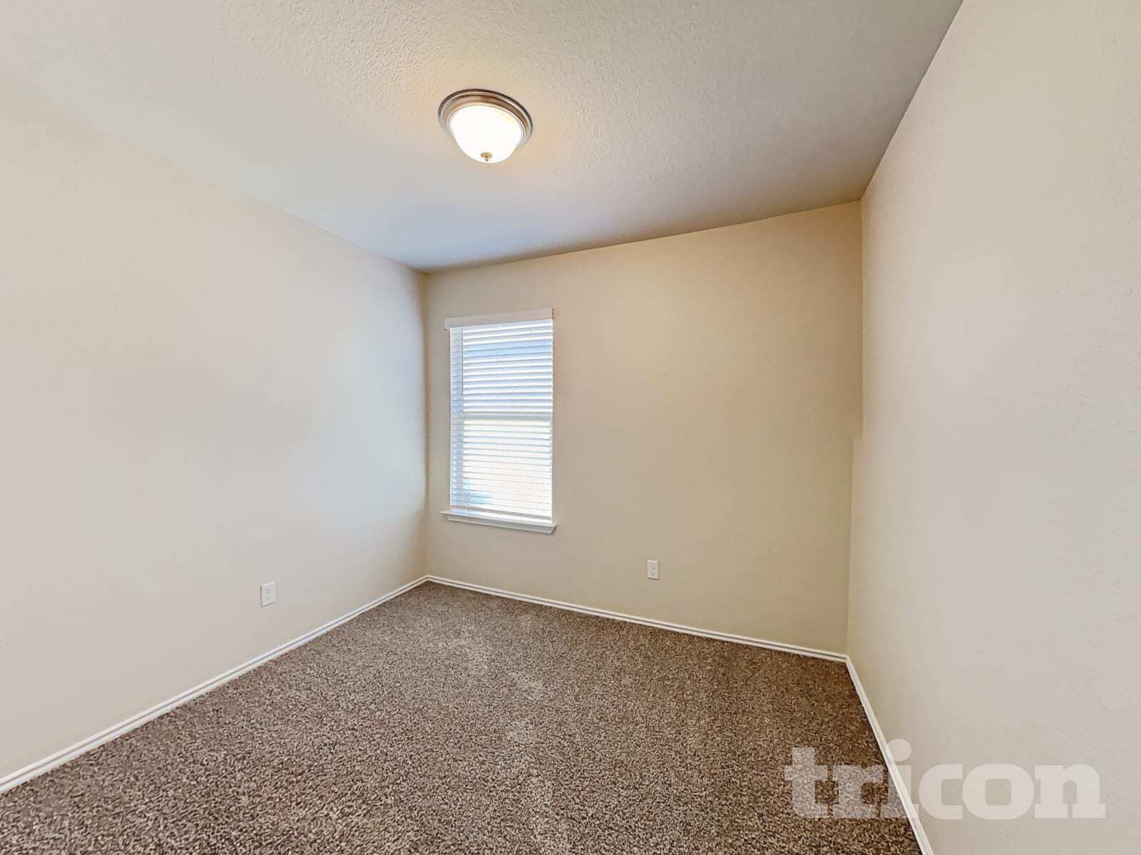 Building Photo - 1152 Ibis Falls Loop