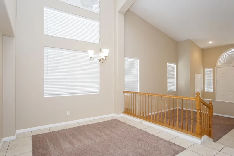 Building Photo - 915 Golden Poppy St