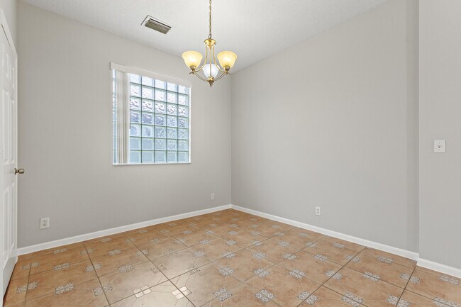 Building Photo - 7842 Springfield Lake Dr
