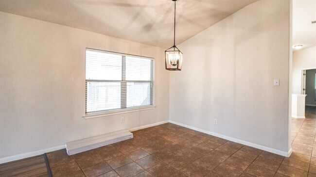 Building Photo - 502 Hidden Brook Ln