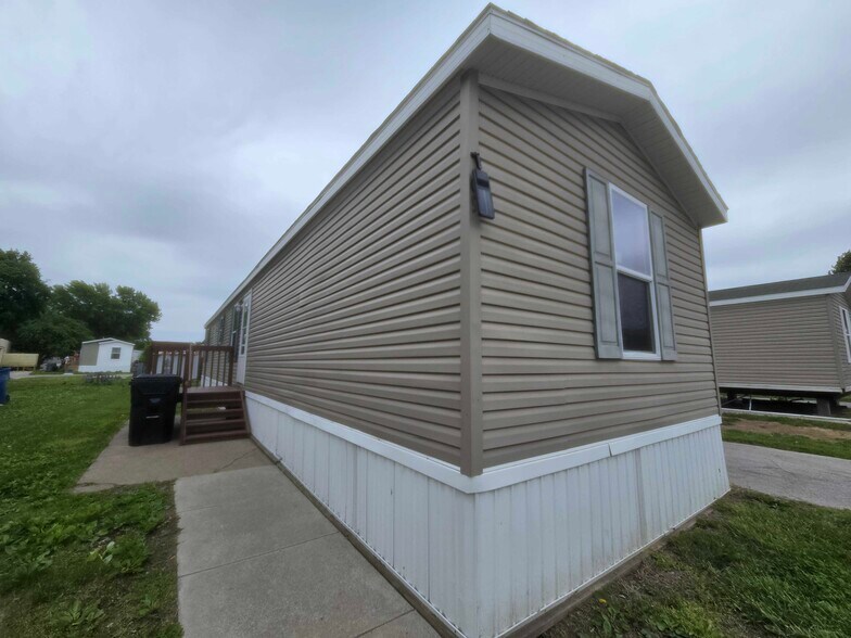 Building Photo - 3510 N 9th St