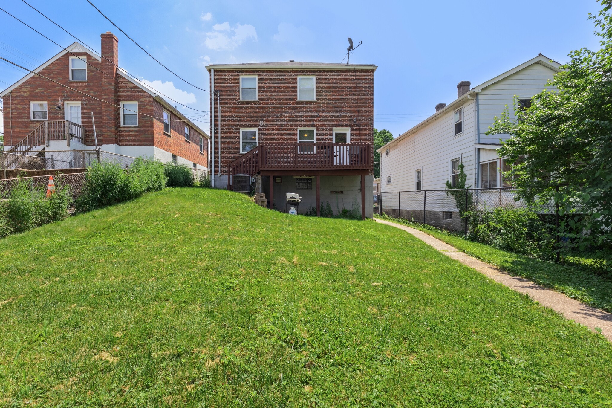 Building Photo - 3997 S Whetzel St