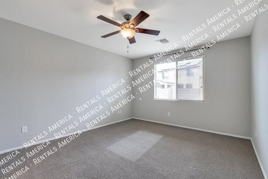 Building Photo - 8431 N Mountain Stone Pine Way