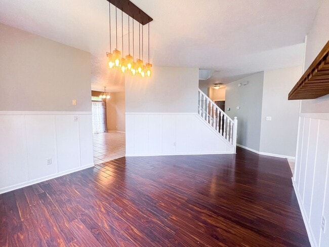 Building Photo - 10640 Northern Dancer Dr