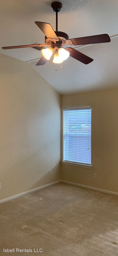 Building Photo - 4 br, 2 bath House - 2501 Wisteria Lane