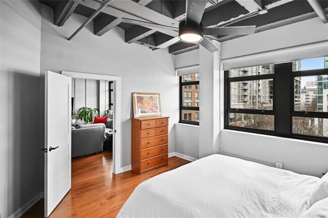 Building Photo - 878 Peachtree St NE