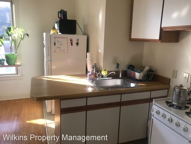 Building Photo - 1830 N Oakland Ave