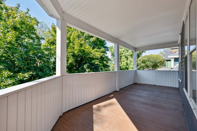 Building Photo - 2447 Colfax Ave S