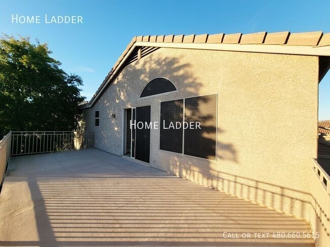 Building Photo - 4027 E Kirkland Rd