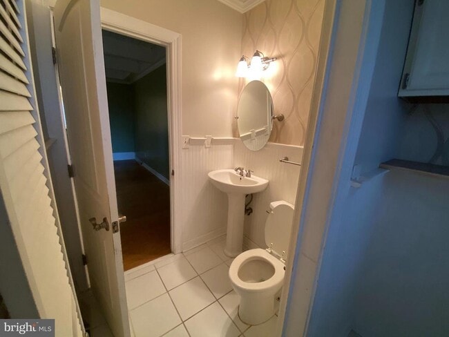 Building Photo - 99 Chatham Ct