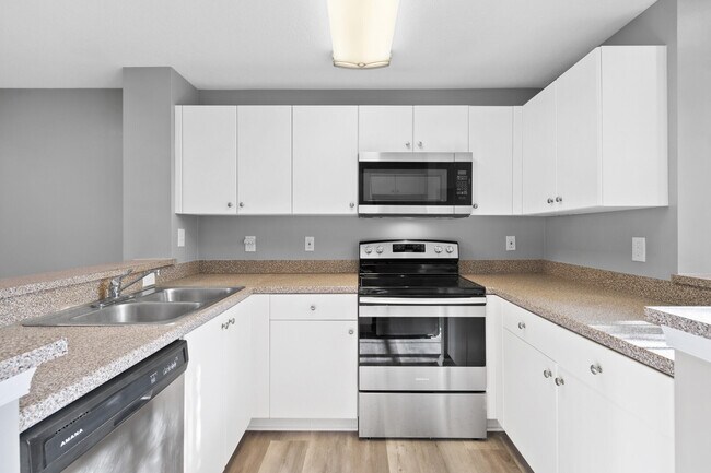 Building Photo - 4822 Chancellor Dr