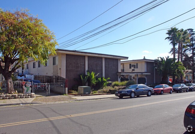 4841 Jessie Ave - Hallmark Apartments