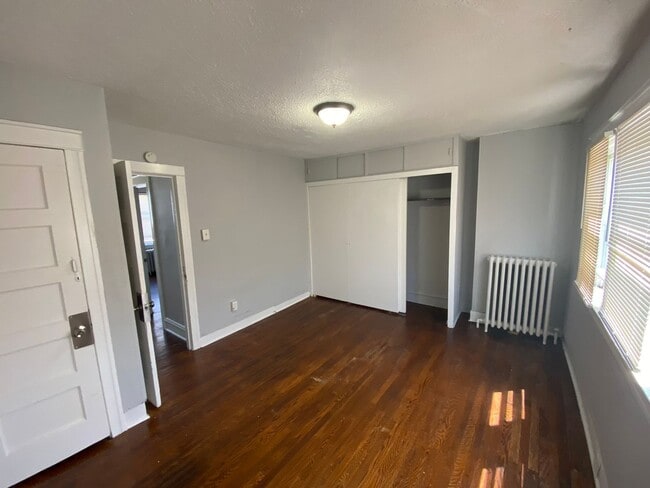 Building Photo - 2 bedroom house for rent