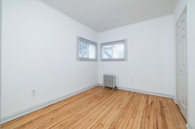 Building Photo - 21 Twin Lawns Ave