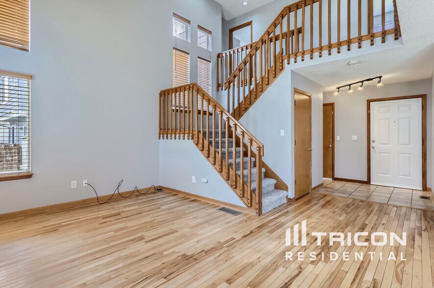Building Photo - 8852 Clover Meadow Ln