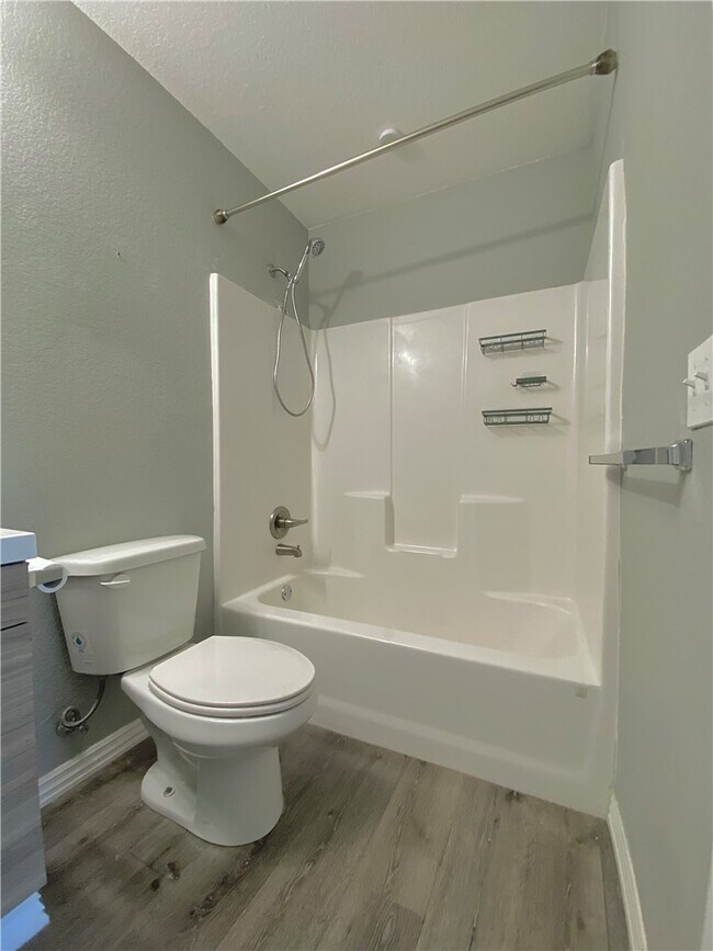 Building Photo - 133 S Pinyon Point