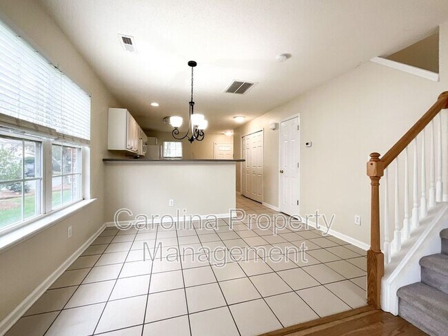 Building Photo - 217 Arlington Downs Blvd
