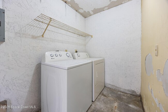 Building Photo - 1514 Clearlake Rd