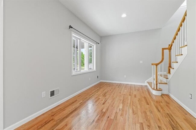 Building Photo - 436 Jessup Rd