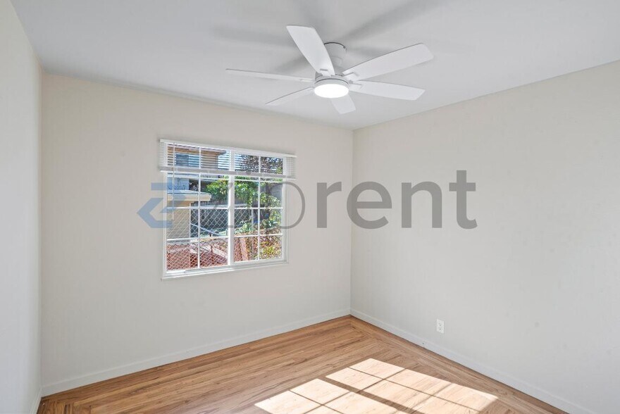 Building Photo - 2033 High St