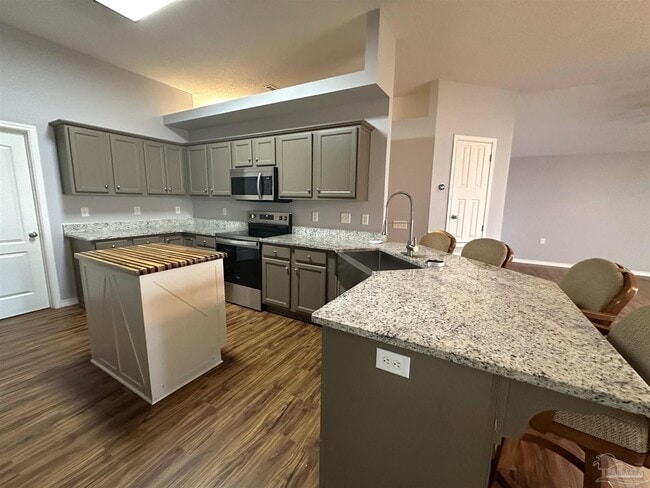 Building Photo - 8908 Abbington Dr