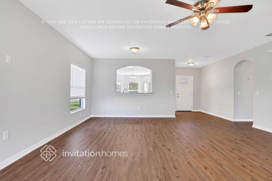 Building Photo - 4514 MacKenzie Way