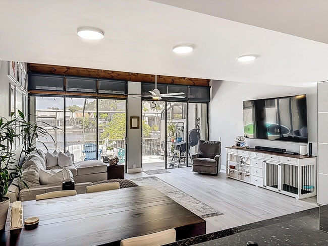 Building Photo - 11313 NW 15th St