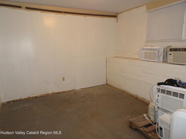 Building Photo - 72 NY-9H