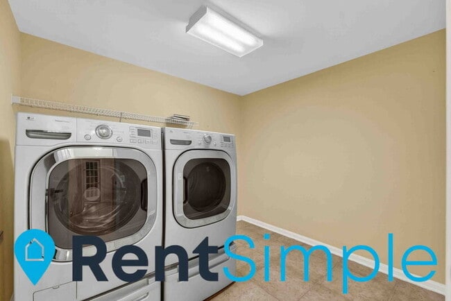 Building Photo - 7506 Lamoyne Ct