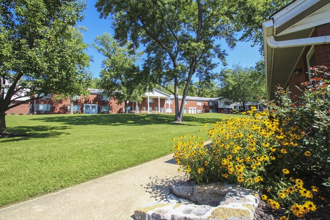 Colonial Ridge - Cincinnati, OH | Apartment Finder