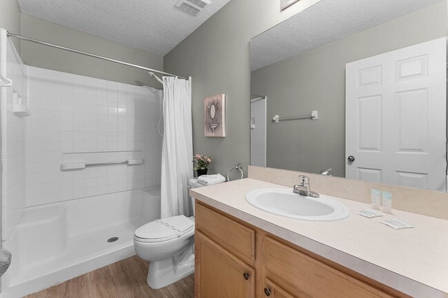 Building Photo - 4-Bedroom, 4-Bathroom in Kissimmee ***MOVE-IN SPECIAL/50% 2ND MONTH***(FURNISHED/OPTIONAL)