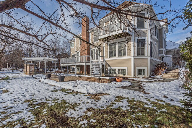 Building Photo - 7242 Greywall Ct