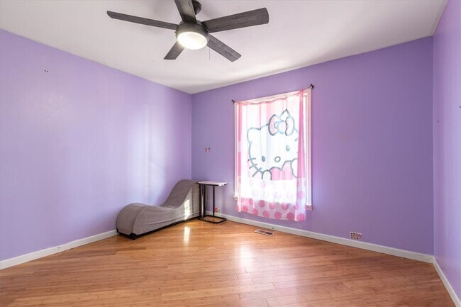 Building Photo - 2002 S 17th St