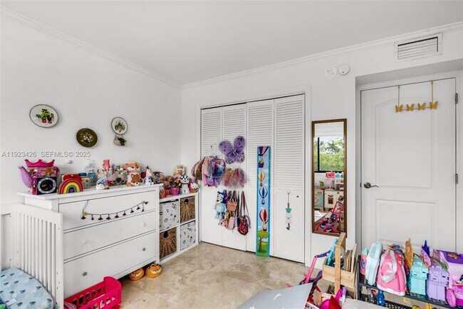 Building Photo - 255 Galen Dr