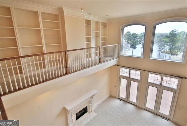 Building Photo - 2737 Tarva Pl
