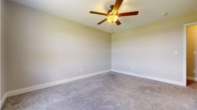 Building Photo - 756 Sedgegrass Dr