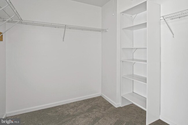 Building Photo - 10229 Brighton Ridge Way