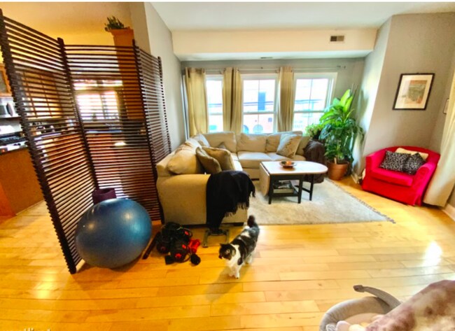 Building Photo - 900 N 3rd St