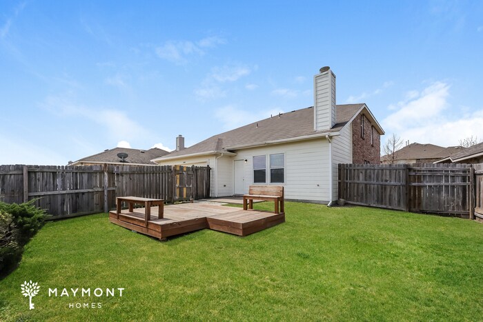 Building Photo - 2002 Bentwood St