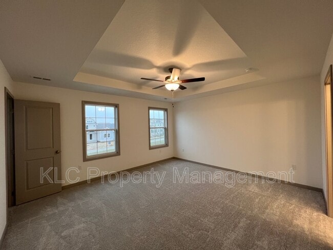 Building Photo - 1953 S Warrior Ln