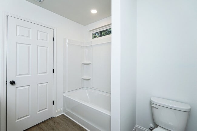 Building Photo - Brand New Duet Style Townhome in Charlotte!