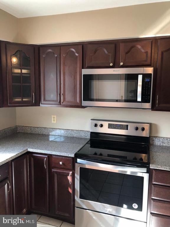 Building Photo - 11714 Basswood Dr