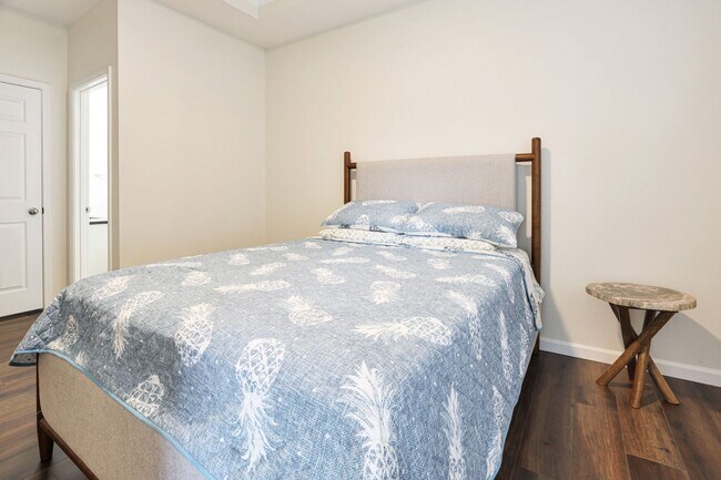 Building Photo - Bradenton 3BR/2BA – Newly Remodeled, 3rd F...