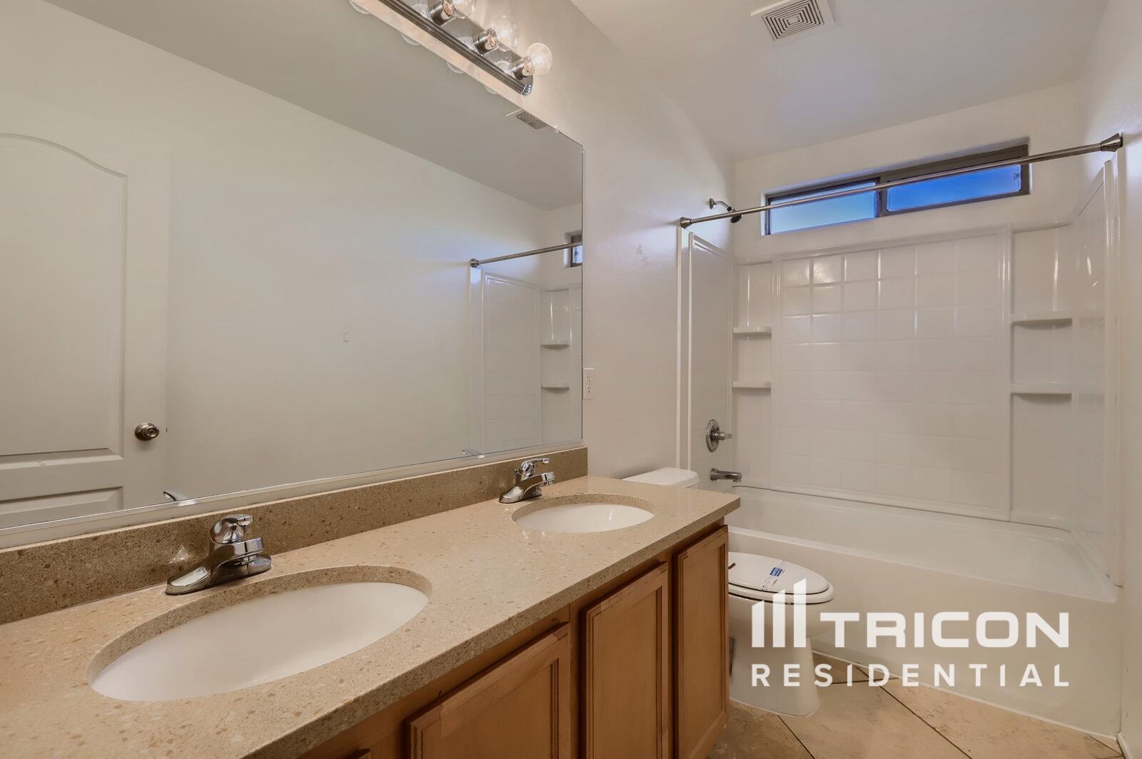 Building Photo - 26011 N Sandstone Way