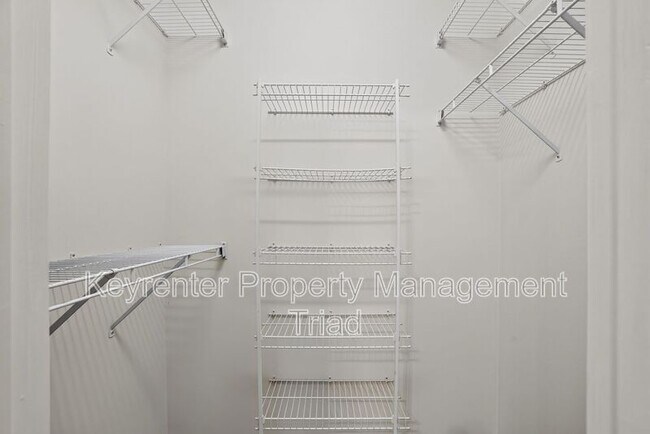 Building Photo - 4227 Blazingwood Ct