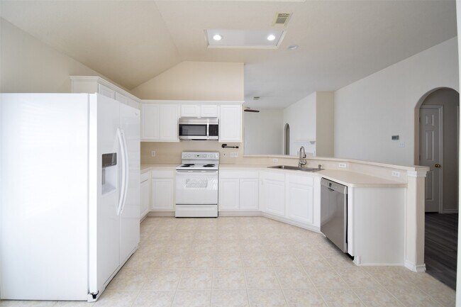 Building Photo - 22011 Gold Leaf Trail