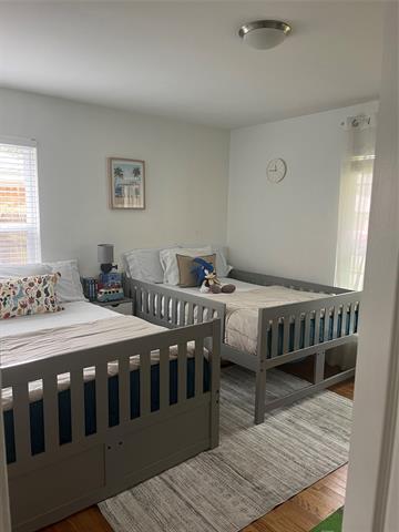 Building Photo - 6259 Kenwood Ave