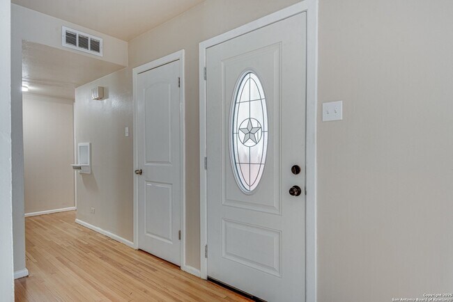 Building Photo - 211 Green Meadow Blvd