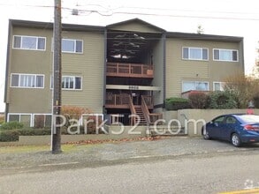 Building Photo - 3602 S 15th St