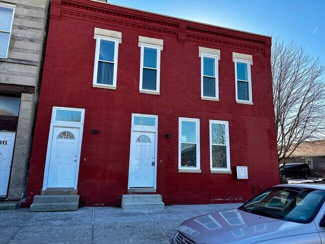 Primary Photo - 2613 W Ogden Ave